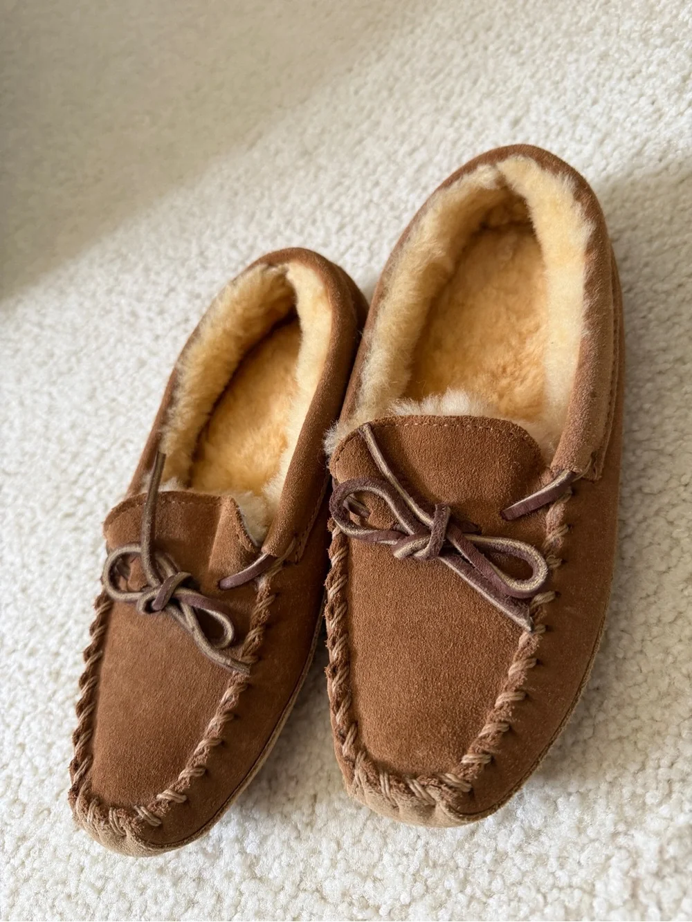 LL Bean Kids' Wicked Good Slippers - never worn
